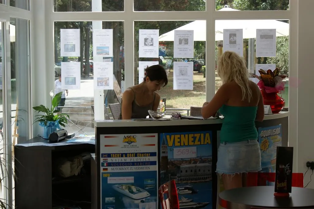 אומאג Apartments Punta By Sea