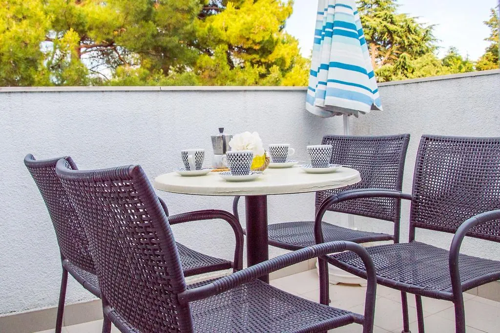 Apartments Punta By Sea Umago 0*,
